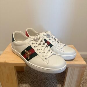 Gucci Ace Men’s Bee Sneaker